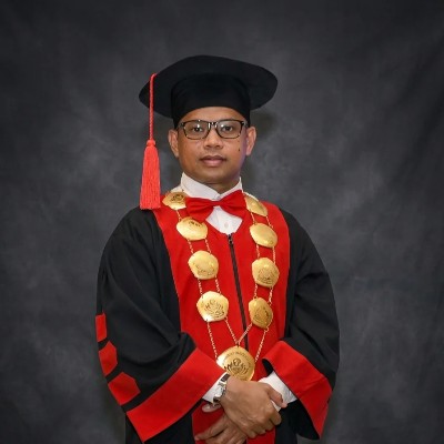 ARMAN KOEDOEBOEN, S.H., M.H
